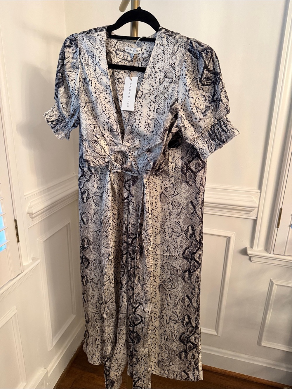 Moon River Neutral Snake-Print Set